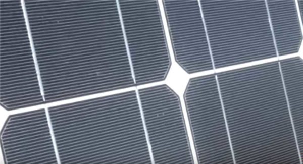 Não deve haver brilho no estojo