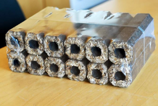 Брикети PINI KAY от люспи от слънчогледово семе