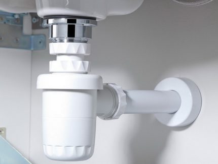 Капан за миризма на канализационни бутилки