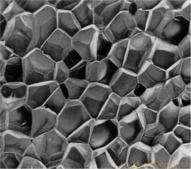 desto besser mit Schaum oder Mineralwolle zu isolieren
