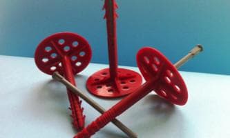 дюбел за топлоизолация с пластмасов пирон