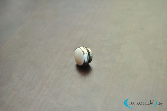 Armaturen für einen Gusseisenheizkörper