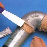 Как да се премахне теч в отоплителна тръба механично запечатване на отвор и химическо запечатване на теч