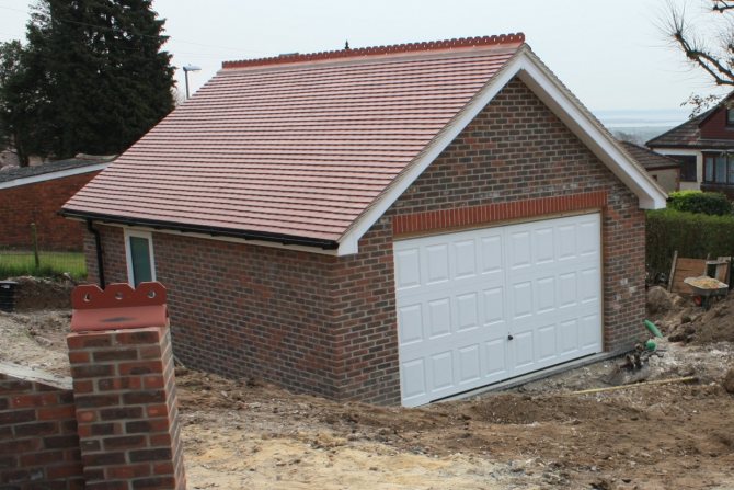 Как да изолирате сами гаражен покрив