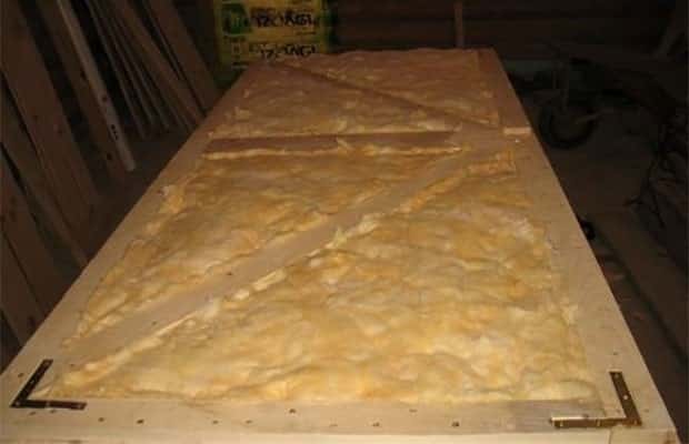 Как да изолирате метална входна врата в частна къща със собствените си ръце - изолиране на желязна врата в апартамент фото-видео