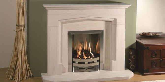 Кое е най-доброто дърва за запалване на камина?