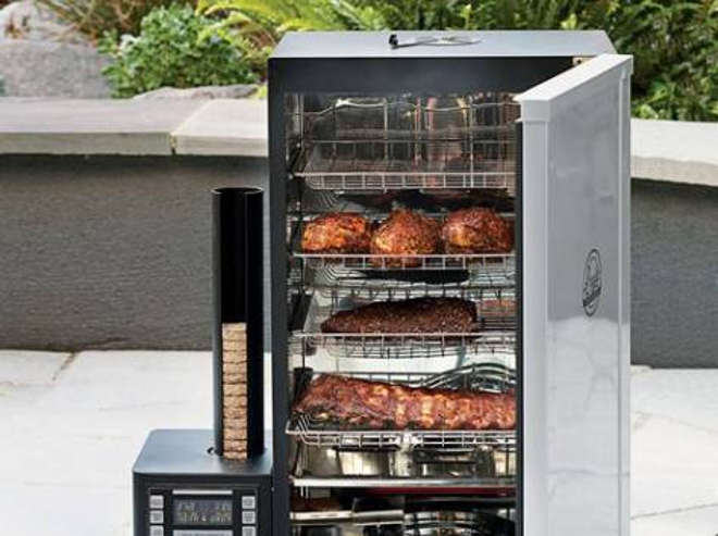 Пушилня от хладилника с генератор на дим