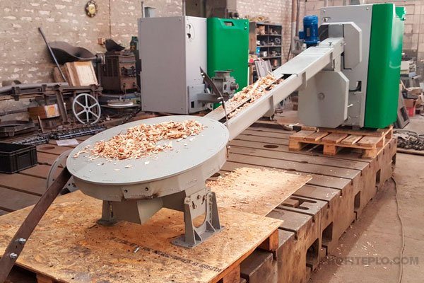 котел на дървени стърготини