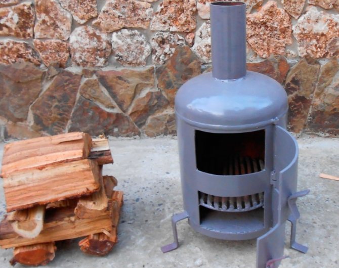 Метална печка буржуйка