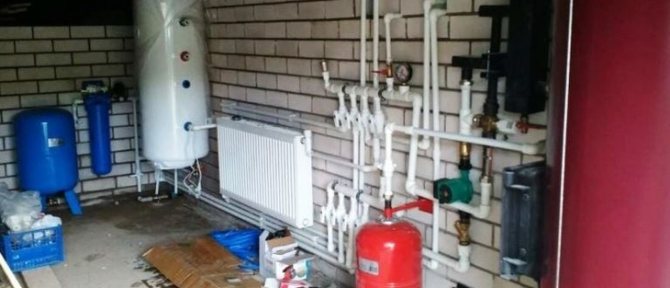 Тръбопроводи на котел за твърдо гориво