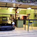 Организирането на правилна вентилация в гаража спомага за отстраняването на получената кондензация, отстраняването на отработените газове и токсичните изпарения