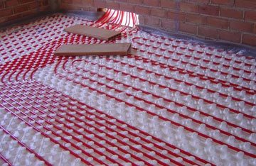 Характеристики на инсталирането на карбоново подово отопление