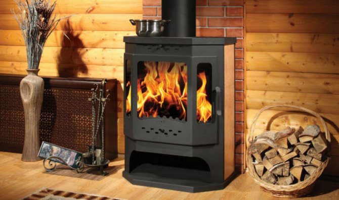 Herd-Kamin für ein Landhaus