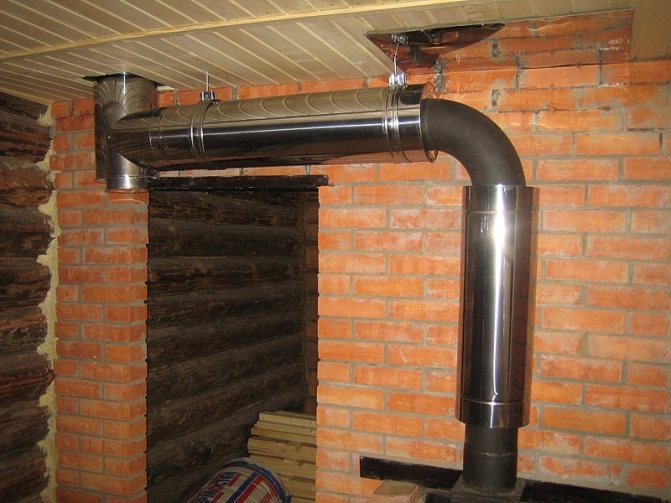 Пещ с монтаж на топлообменник в тухлена къща