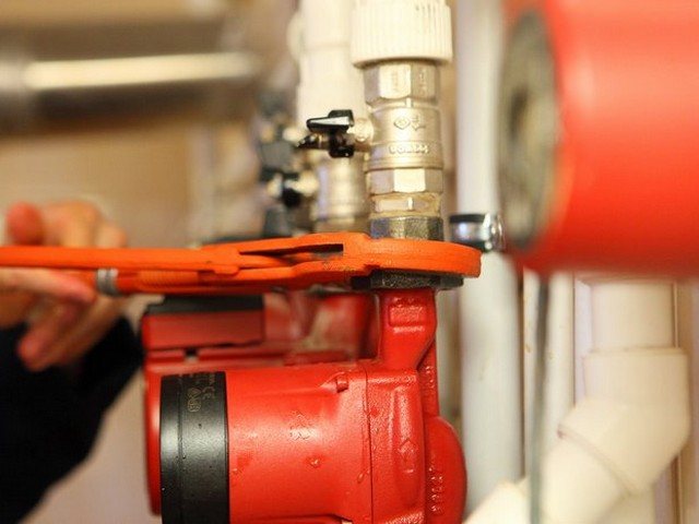 Vor- und Rücklaufleitung Seite löschen