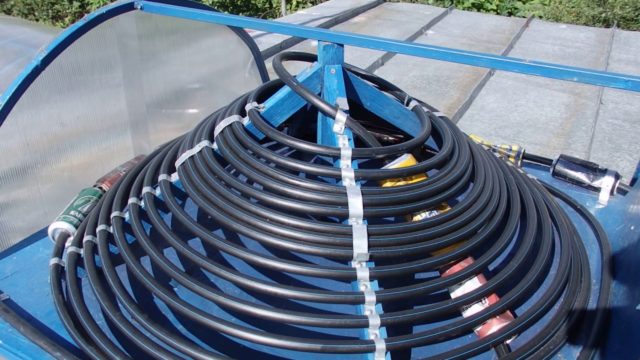 Отопление на плувен басейн със слънчеви панели: принципът на работа и техните видове