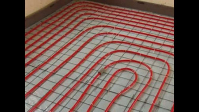 Um exemplo de colocação de tubos flexíveis em uma malha especial