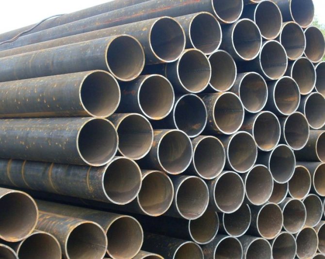 Надлъжно заварени стоманени тръби