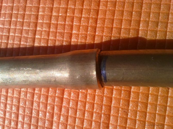 Самият процес на отгряване на медни тръби е доста прост и познат на много хора, които са се опитали да отгрят стоманена тел или мрежа върху огън.