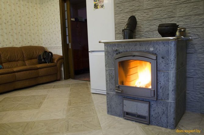 Смених руската печка с финландската - и не съжалих! Историята на син, който даде на родителите си топлина в къщата