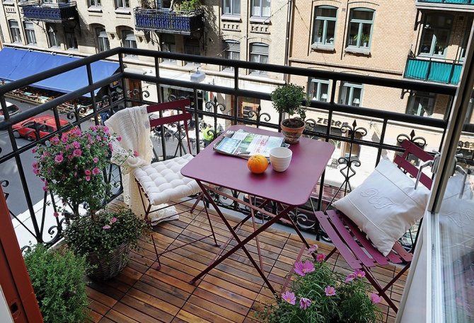 Модерни идеи за проектиране и подреждане на балкона и лоджията