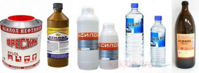 Technologie d'isolation de plafond avec isolation en feuille dans une maison privée