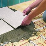 Полагане на подово отопление под плочки