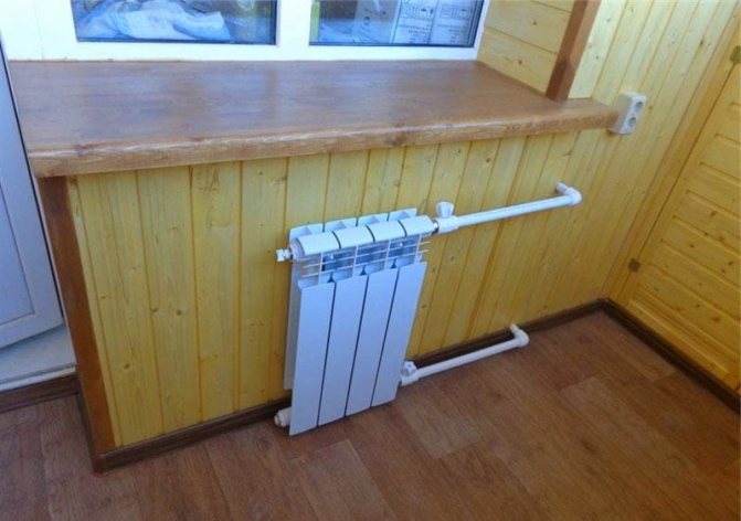 Инсталиране на батерията на лоджията