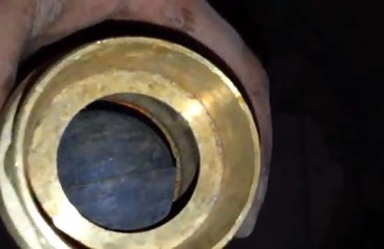 Устройство за възвратен клапан