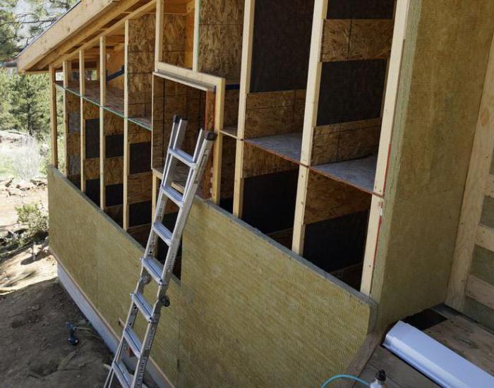 Isolamento da fachada com lã mineral para reboco