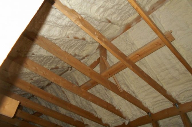 Изолация от полиуретанова пяна: плюсове и минуси