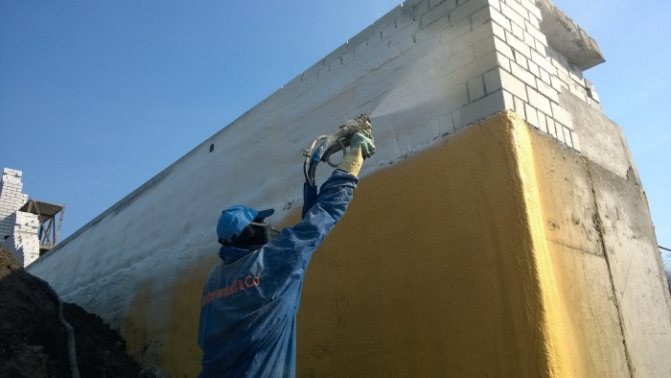 Изолация от полиуретанова пяна: плюсове и минуси