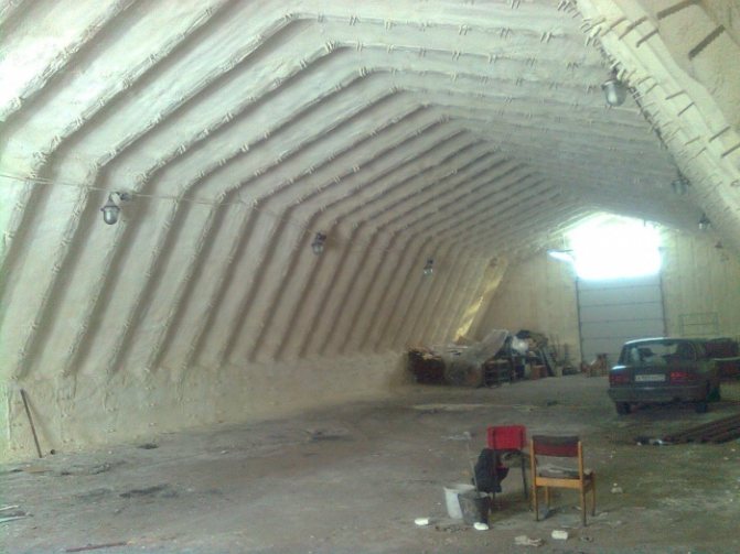 Изолация от полиуретанова пяна: плюсове и минуси