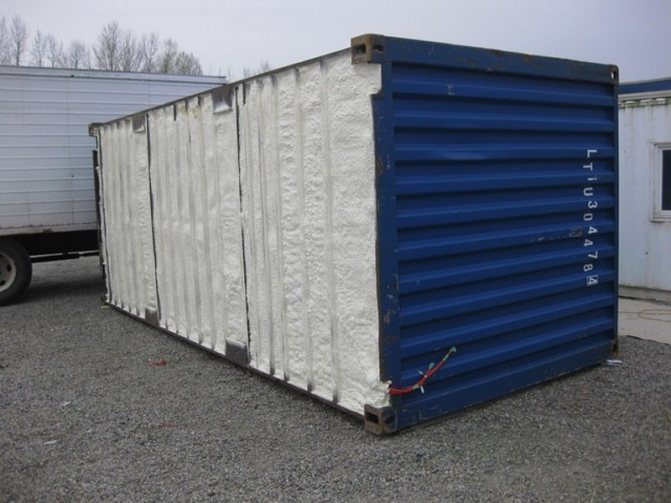 Изолация с полиуретанова пяна