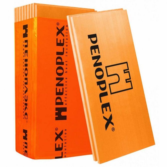 ahşap kirişler üzerine eğimli çatıların yalıtımı