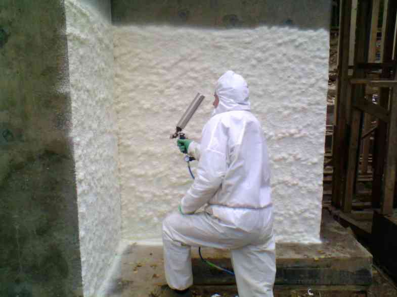 Isolation thermique avec mousse liquide