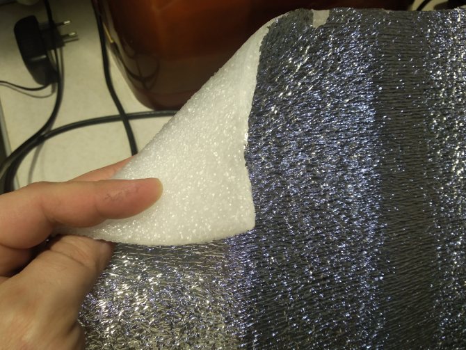 Изолационен материал пенофол с отразяващо покритие