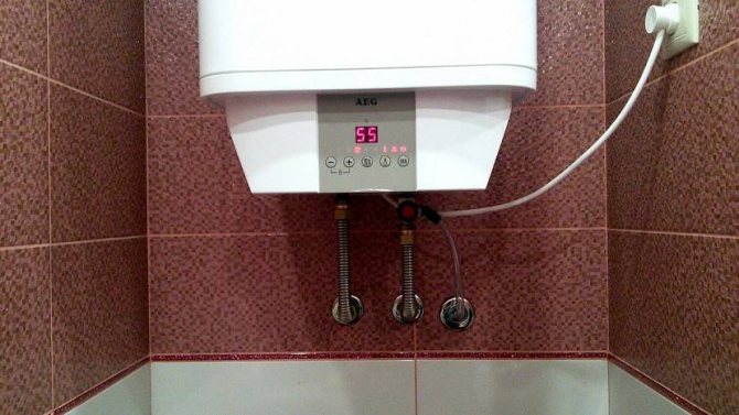 Бойлер, включен в контакт