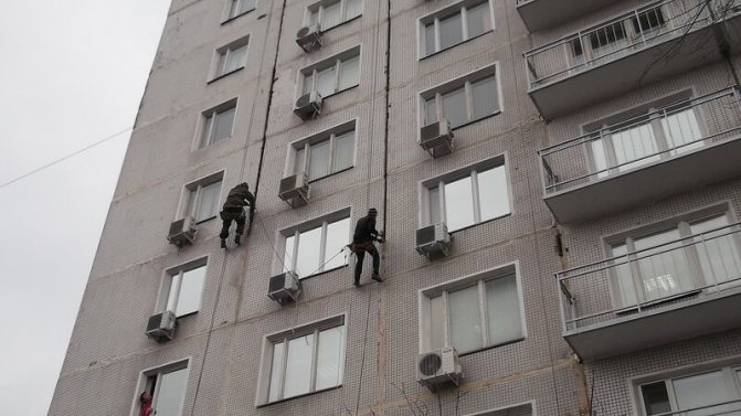 Отваряне на междупанелния шев